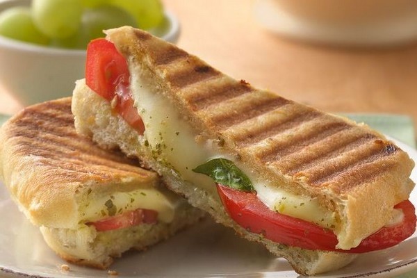 Panini Mozzarella & Tomato